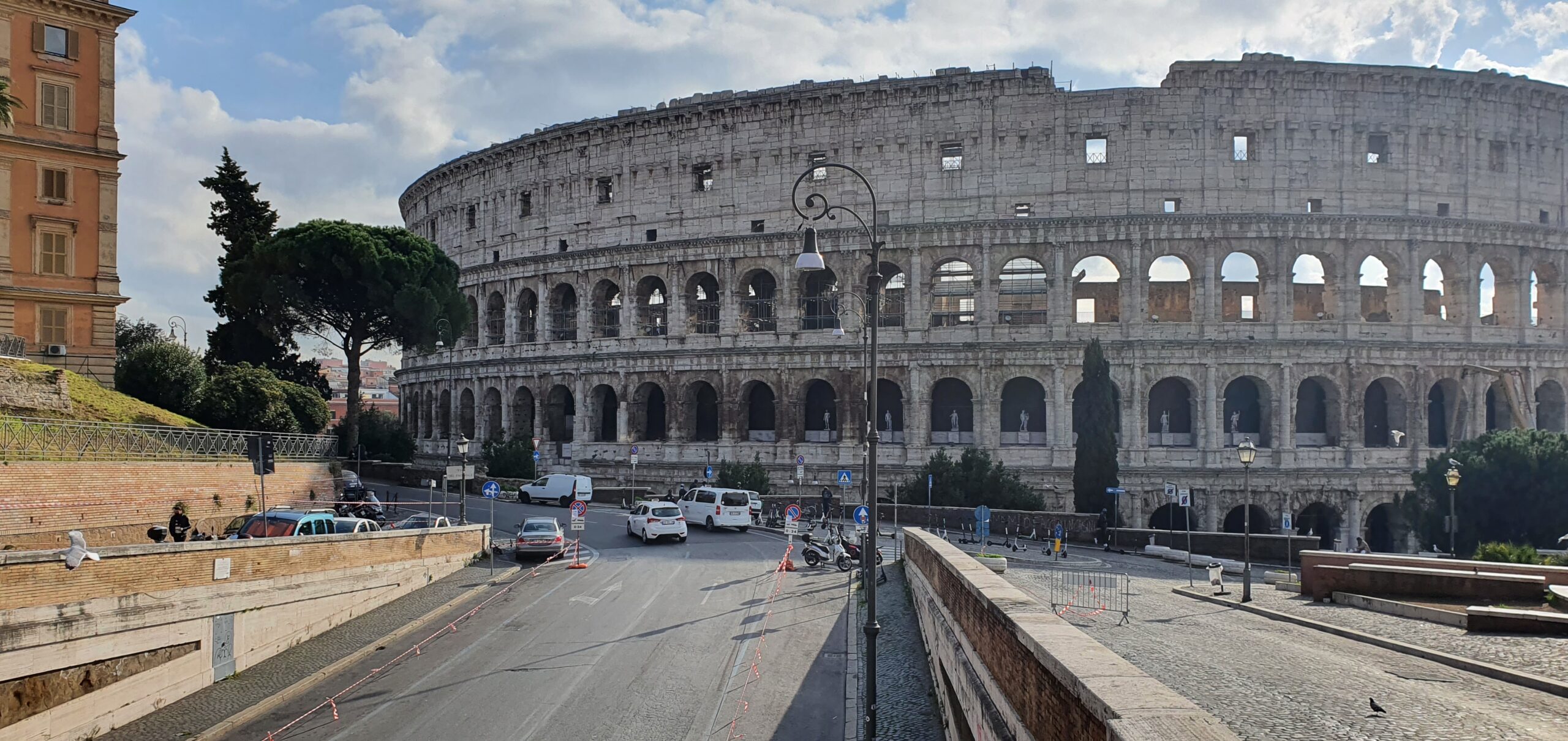 Colosseo, vista dall'esterno