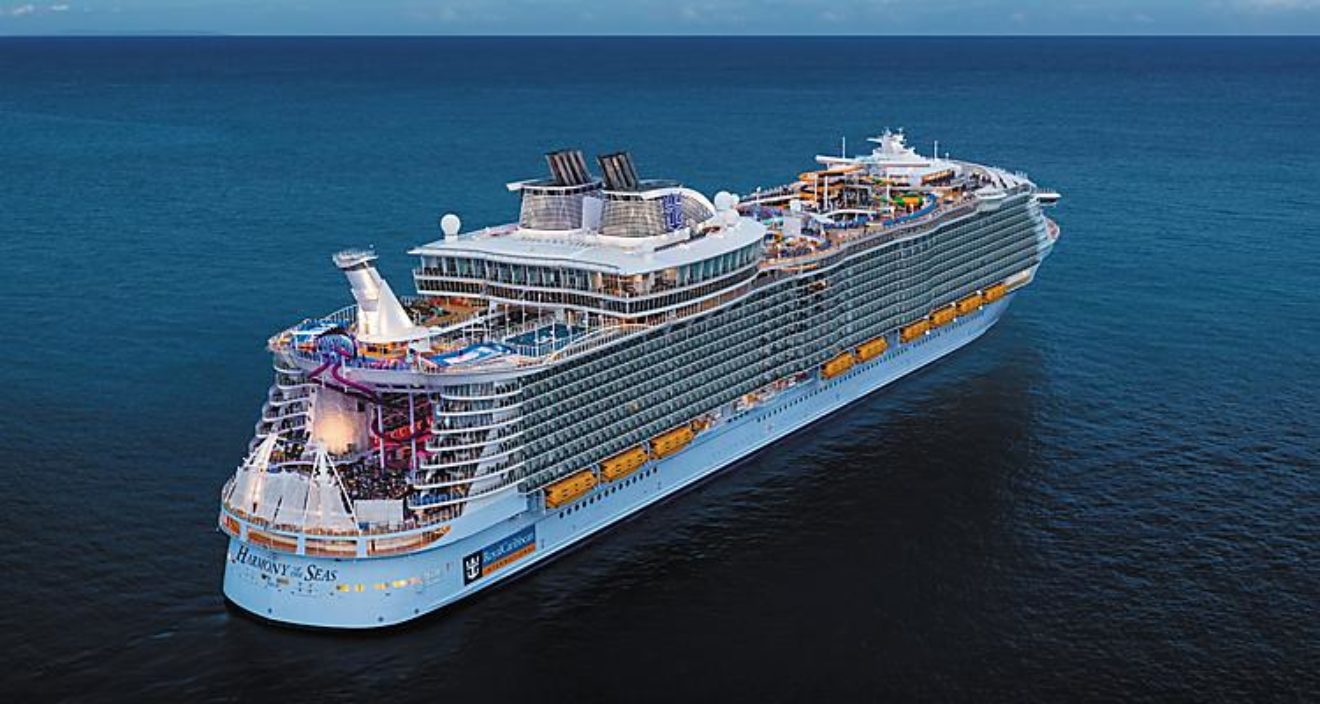 Cruise ship Royal Caribbean